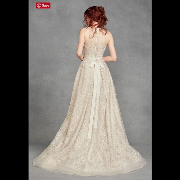 White VERA WANG Macrame Wedding Dress 14 - Picture 4 of 6